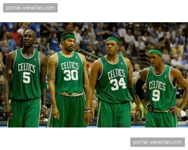 深圳外援史密斯37分扛起进攻大旗 助球队延续连胜势头